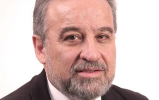 Dr Vitor Ferrao